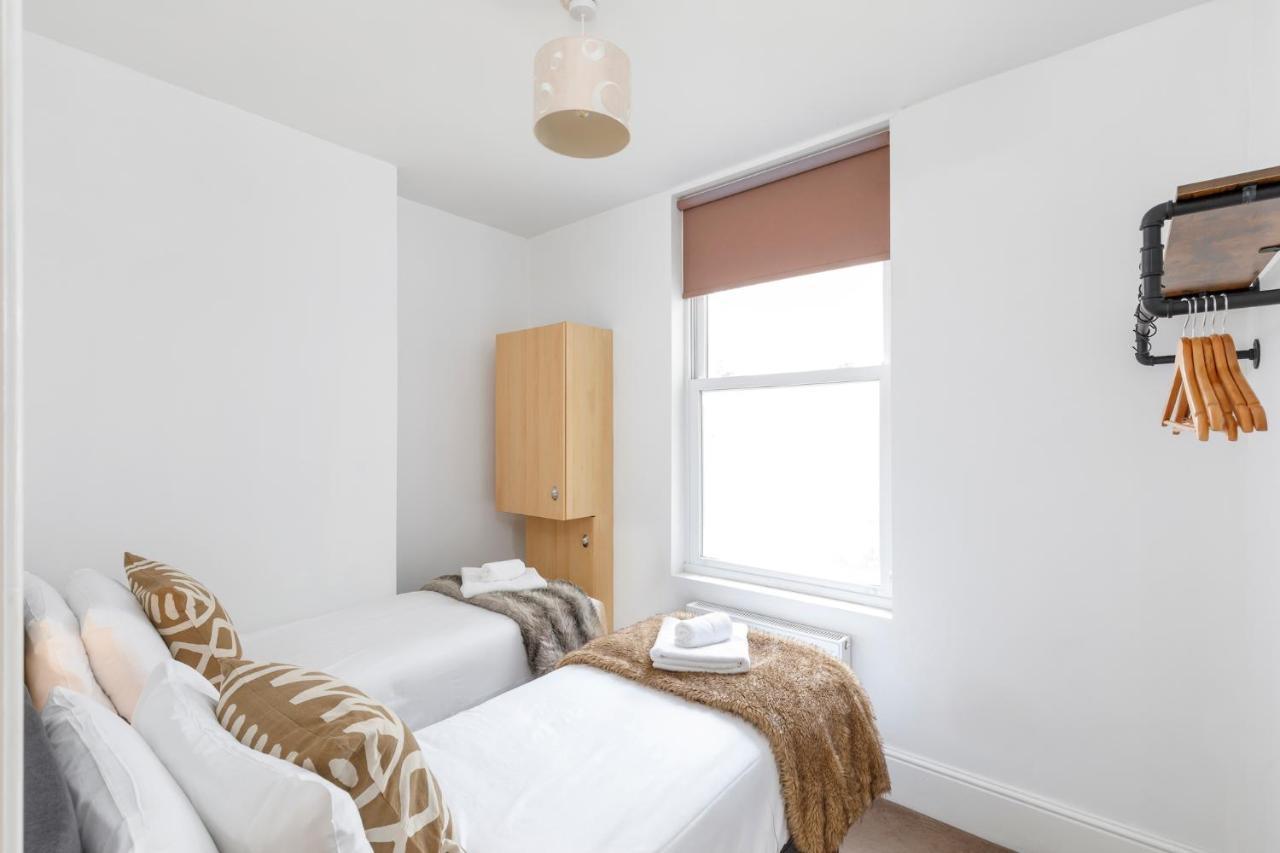 Serenity Square - Wow Location Central Brighton Sleeps 4 ภายนอก รูปภาพ